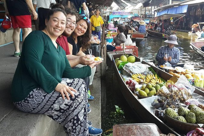 2-hour Bangkok Old City Night CHOB TUK TUK + Talat Noi Street Art - Talat Noi: Thai-Chinese streets, street art, and old-house charm