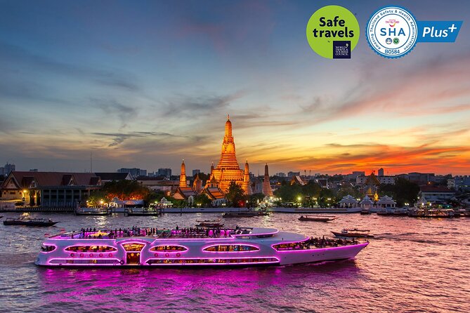 5 Star Luxury Bangkok Dinner Cruise On Wonderful Pearl Cruise - Wat Arun and the Grand Palace from the water at night