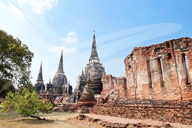 6-Day Northern Thailand Tour: Ayutthaya, Sukhothai, Chiang Mai and Chiang Rai from Bangkok - Day 1: Bang Pa-In and Ayutthaya’s ruined grandeur to Lopburi and Phitsanulok