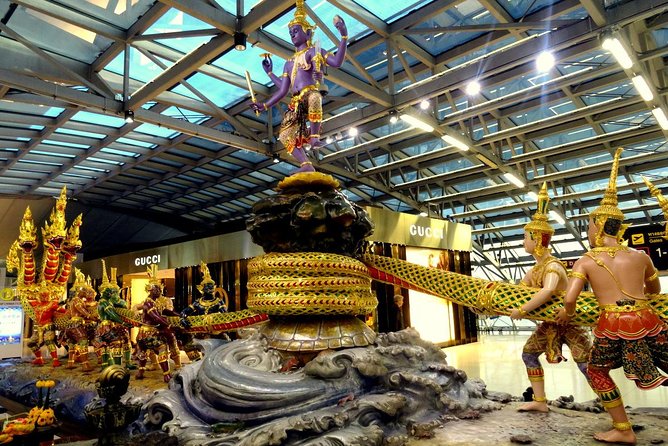 Affordable Bangkok Airport Transfer - Vehicle choice for 1 to 6 people: sedan comfort vs SUV room