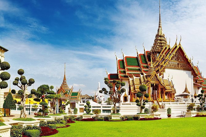 Amazing Bangkok Tour with Grand Palace, Emerald Buddha & Wat Arun - The Grand Palace: official residence, big halls, and clear guidance