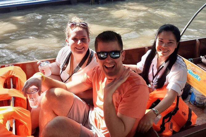 Amphawa Boat Ride & Railway Market: Multi-Lang Private Tour - Mae Klong Railway Market: the train is the star