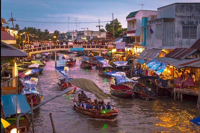 Amphawa Floating Market Tour with Maeklong Railway Market (SHA Plus) - Stop 2: Maeklong Railway Market (Hoop Rom Market) and the Train Moment