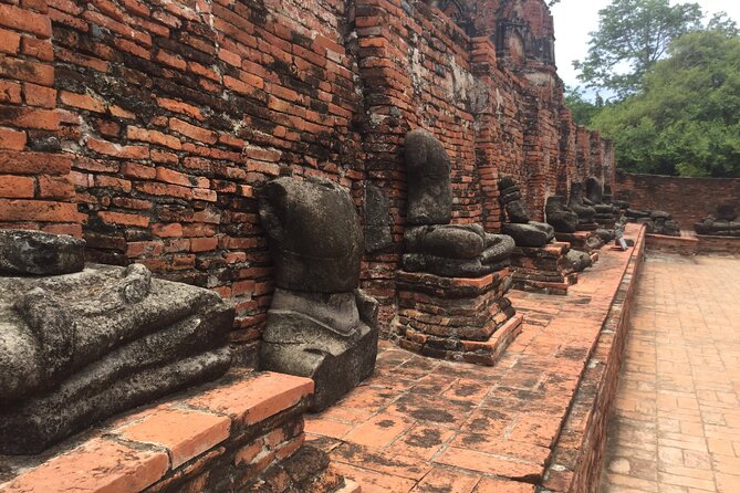 Ayuthaya Must Visit Temples Tour from Bangkok by MyProGuide - Stop 4: Wat Mahathat and the Tree Buddha Moment