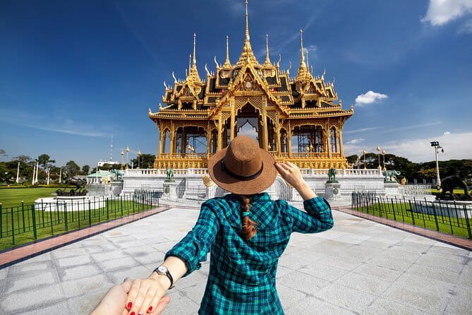 Ayutthaya and Ang Thong Private Charter Thailand Sacred Past Tour - Stop 3: Wat Mahathat and the Buddha Head in Tree Roots