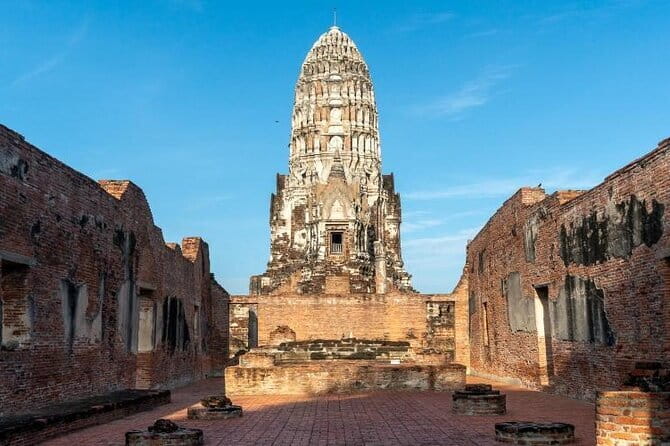 Ayutthaya Bicycle Tour with Scenic Boat Experience - Meeting at Park Ayutthaya Resort and Spa and getting rolling