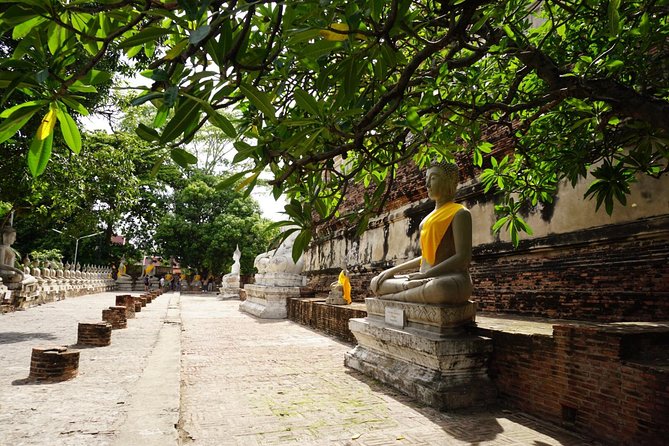 Ayutthaya Evening Tour with Dinner - Why Ayutthaya at dusk feels calmer (and more meaningful)