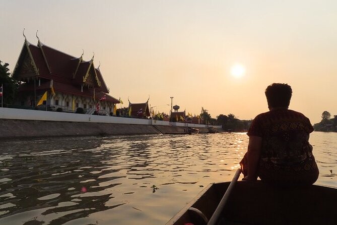 Ayutthaya Funky Frogy Tuk Tuk Experience With Famous Temple - Wat Yai Chai Mongkol: an active temple where locals still come