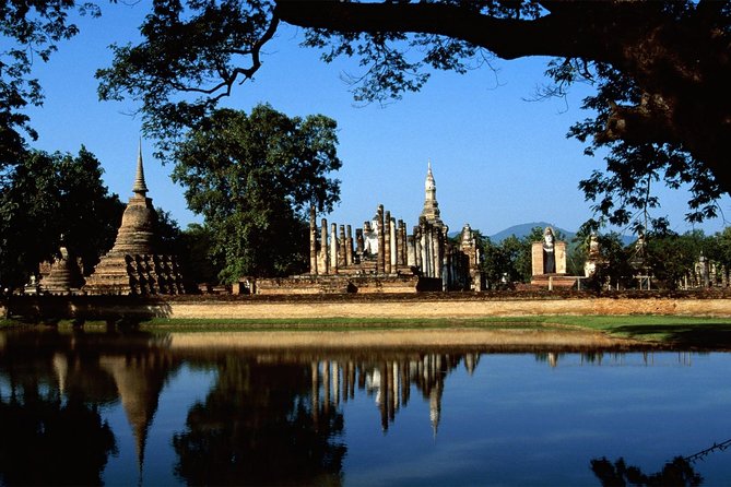 Ayutthaya Guided UNESCO Heritage Tour Including Lunch & Transfers - Wat Lokayasutharam (Temple of the Reclining Buddha): iconic in 20 minutes