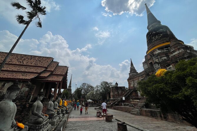 Ayutthaya Historical Old Capital day Tour from Bangkok - How the Private Guide Makes or Breaks the Day