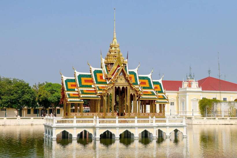 Ayutthaya One Day: Famous Temples & Bang Pa-In Palace Tour - Quick hits before you go