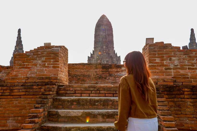 Ayutthaya One Day: Famous Temples & Bang Pa-In Palace Tour - Bang Pa-In Royal Palace: Gardens and Royal Pavilions in 90 Minutes
