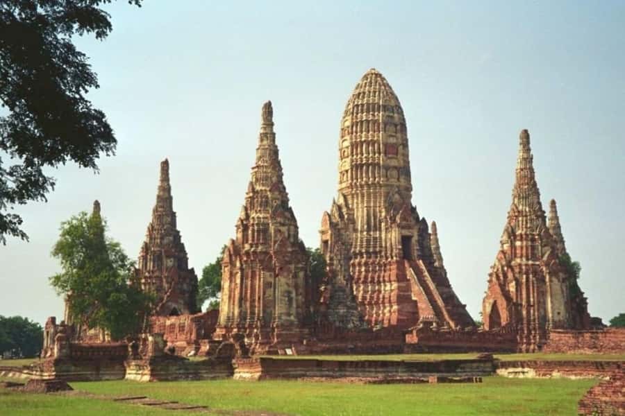 Ayutthaya Private Guided Day Tour, 4 Ancient Temples - Wat Phra Si Sanphet: Royal Temple Power in Three Chedis