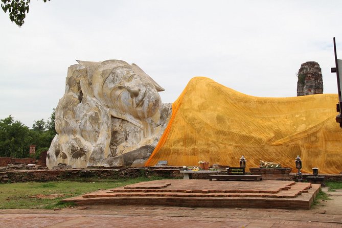 Ayutthaya’s Top Temple & Boat Tour From Bus Station - Wat Yai Chai Mongkol: Chedi Power and the Reclining Buddha Break