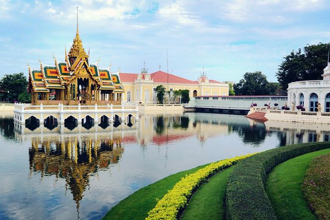 Ayutthaya’s Top Temple & Boat Tour From Bus Station - The Chao Phrom Market Pier Boat Cruise: Temples You See Sideways