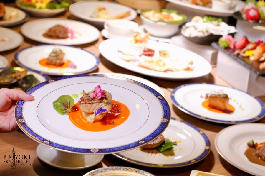 Baiyoke 82nd Floor: Crystal Grill Buffet & Observation Deck - Price value: does $61 feel fair in Bangkok?