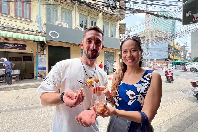 Bang Rak Backstreets: Local Bites & Culture Walking Tour - Bang Rak breakfast at a Thai-Chinese spot: roasted duck rice logic