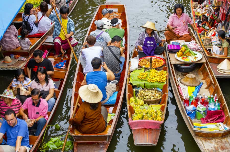 Bangkok: 2-Day River Kwai & Erawan National Park Tour - Bridge over the River Kwai area: Allied Forces Cemetery and JEATH museum in one stretch