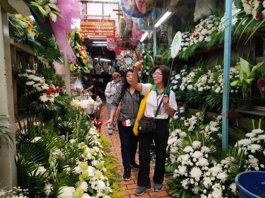 Bangkok:4Hour Flower Market and Little India Tour Mini Group - Phahurat textile market: where shopping becomes a cultural skill