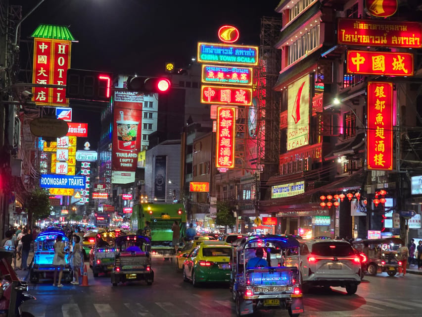 Bangkok: A 4 Hours Tuk Tuk Sightseeing Tour Iconic Landmarks - Chinatown Night Market finish: one meal and dessert, no extra planning