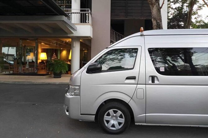 Bangkok Airport Arrival Private Transfer incl. tollway - Meet Your Driver Inside the Airport, Not Outside in the Maze