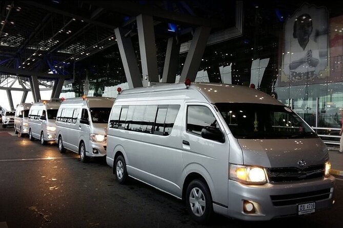 Bangkok Airport Arrival Private Transfer incl. tollway - Van Size, Luggage Limits, and Why Your Group Math Matters