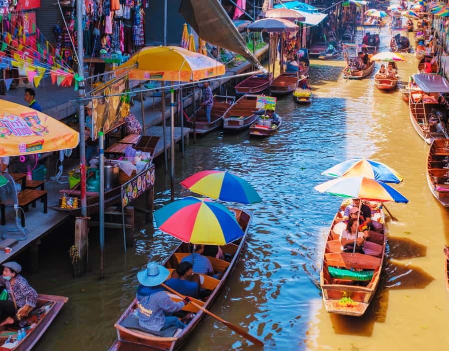 Bangkok: Amphawa Floating & Railway Markets Guided Day Tour - Amphawa Market at Night: fireflies and lantern light