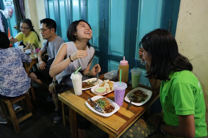 Bangkok at Night by Electric Scooter - Wat Pho and Palace Views: History Stops Without the Daytime Crush