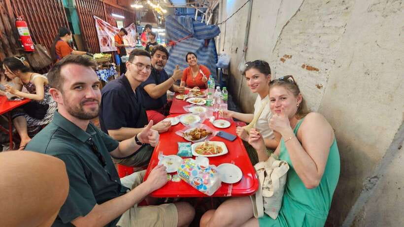Bangkok Authentic Tasting Thai-Chinatown Walking Food Tour - The 3-Hour Food Walk: How the Flow Feels