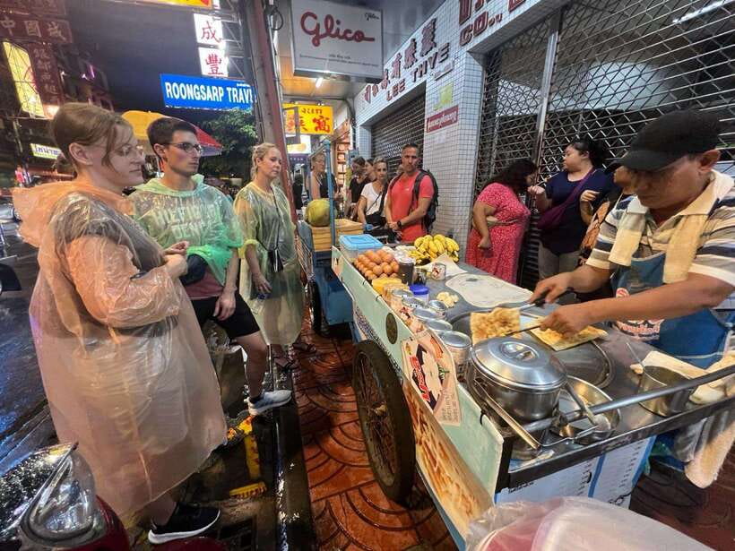 Bangkok Authentic Tasting Thai-Chinatown Walking Food Tour - What You’ll Likely Eat: Classics Plus Thai-Chinese Picks