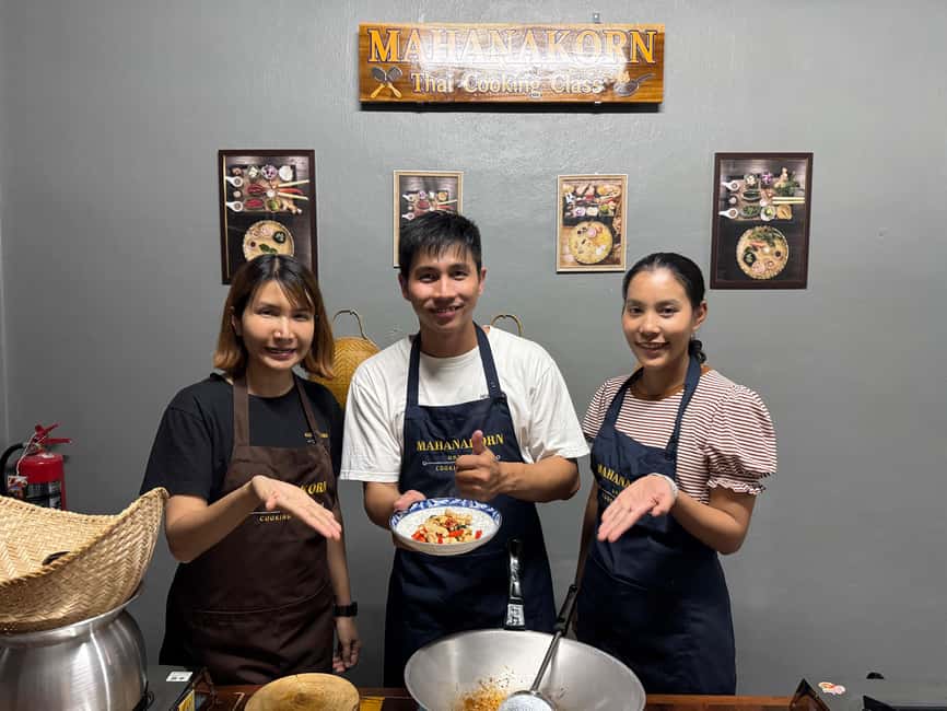 Bangkok: Authentic Thai Cooking Class with Local Host - Joyce and the Chef Team: Clear, Friendly Instruction