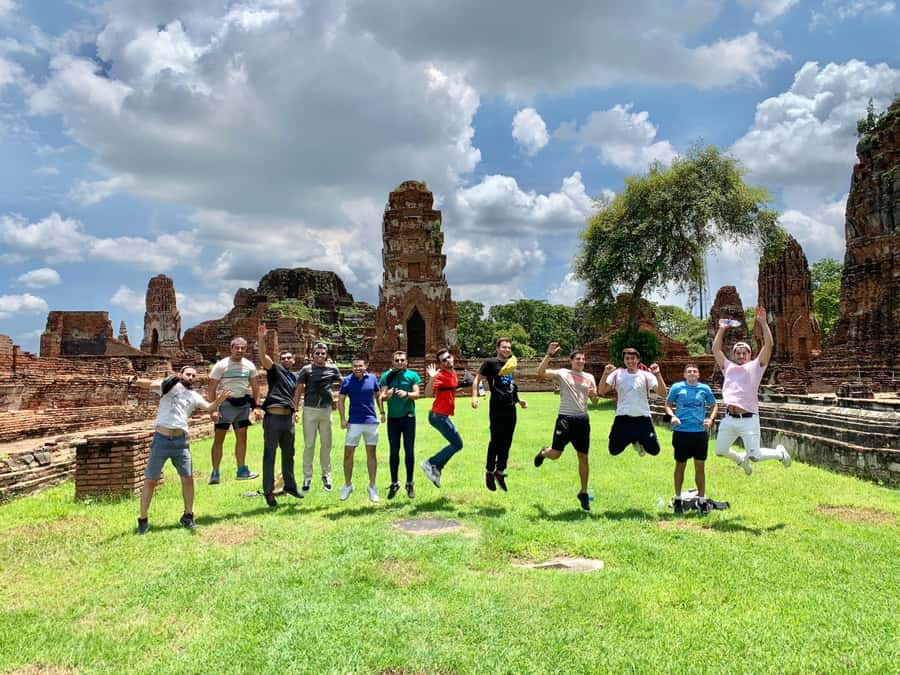 Bangkok: Ayutthaya & Local Market Tour In Spanish or English - A One-Day Ayutthaya Tour That Actually Works: Temples, Market, and Real Timing