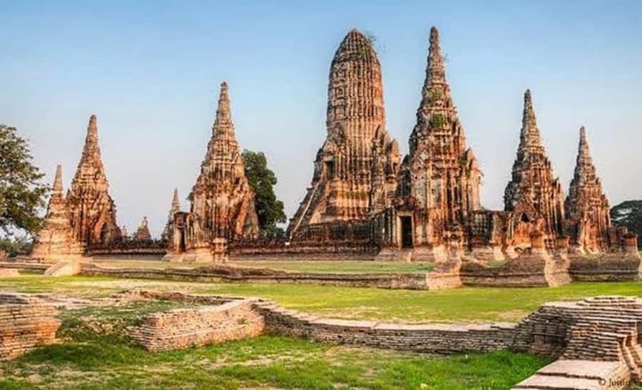 Bangkok: Ayutthaya Temples and River Cruise Day Tour - Wat Chaiwattanaram: riverside grandeur with Angkor influence