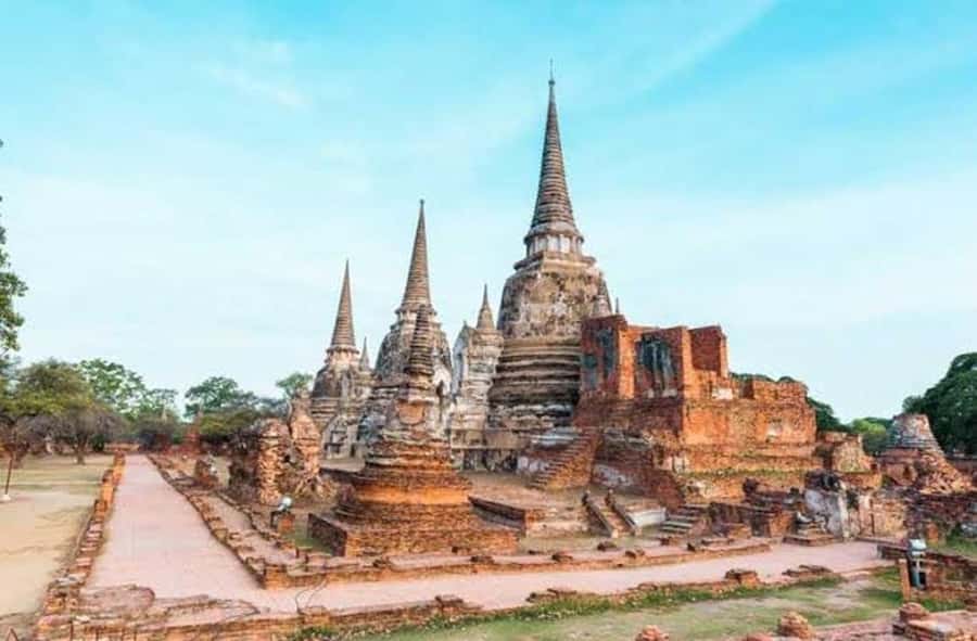 Bangkok: Ayutthaya Temples and River Cruise Day Tour - Lunch on the Chao Phraya and the luxury boat cruise
