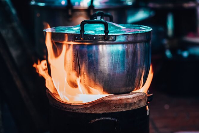 Bangkok Backstreets Food Tour with 15+ Tastings - Why Yaowarat street food beats a normal dinner