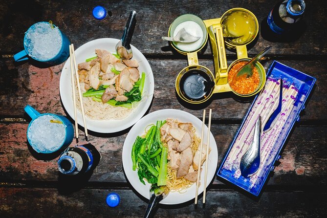 Bangkok Backstreets Food Tour with 15+ Tastings - Stop 2: the Chinese influence you can taste in every bite
