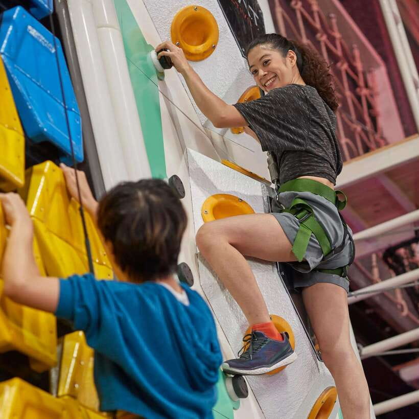 Bangkok: BEAT Active Indoor Sport Experience Ticket - BEAT Active Bangkok in one day: what you actually do