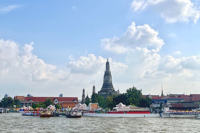 Bangkok: Boat Bliss Riverside Cruise Tour and Wat Arun Visit - Meeting at Baan Chao Phraya Art Gallery, ending at Sathorn Pier