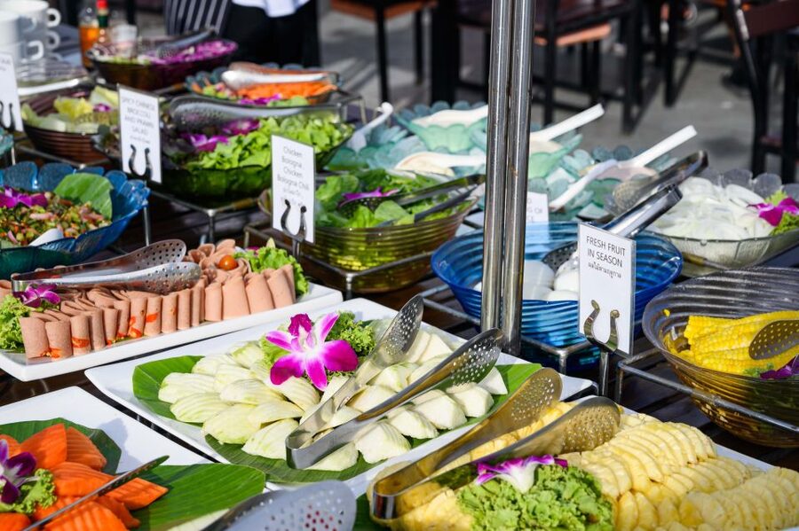 Bangkok: Calypso Cabaret & Dinner Cruise with Hotel Transfer - Should You Book This Bangkok Calypso Cabaret Dinner Cruise?