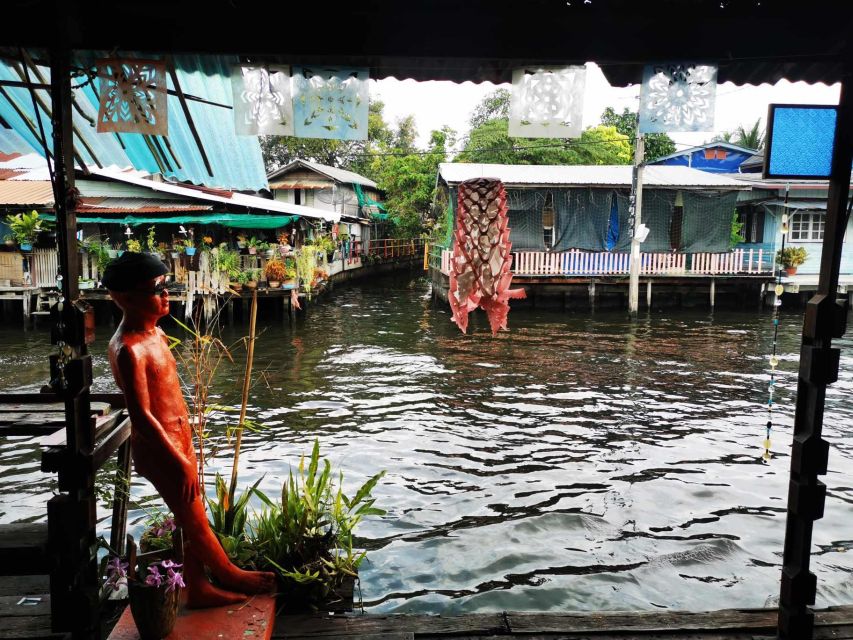 Bangkok: Canal Boat Tour, Big Buddha & Artist's House - Baan Silapin (Artist’s House): Gallery, Souvenirs, and Fish Feeding