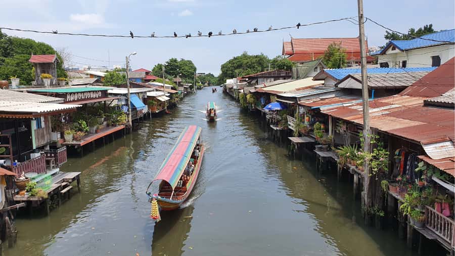 Bangkok: Canal Longtail Boat Sightseeing Cruise - Small group energy, big landmark payoff