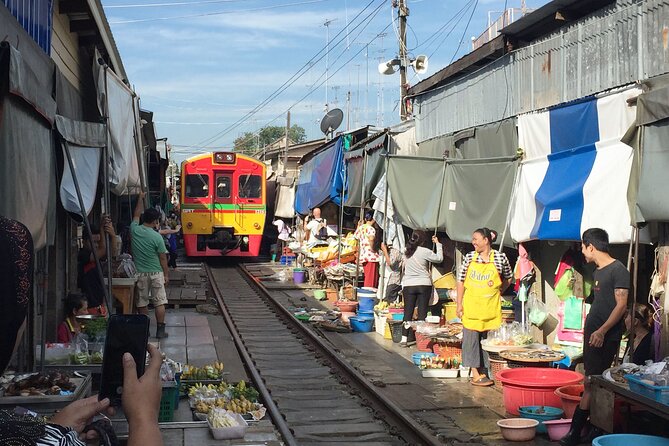 Bangkok Canal Tour by long tail boat, Wat Arun and Wat Pho - Why this canal start makes Bangkok click