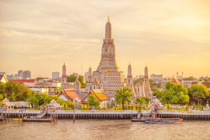 Bangkok Canal Tour by Teak Boat - Chao Phraya River and the Khlongs of Thonburi