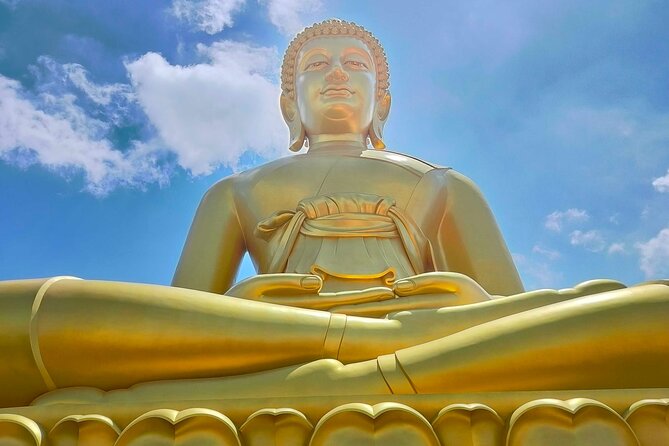 Bangkok Canal Tour: Chaophraya River and Wat Arun - Stop 2: Wat Arun, Temple of Dawn, with Chao Phraya river views
