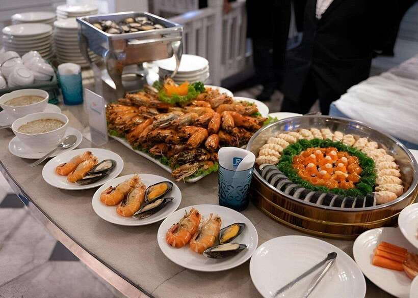 Bangkok: Carnival Dinner Cruise with Free-Flow Beer & Buffet - Boarding at Riverside Bangkok Hotel pier and the best way to plan your night