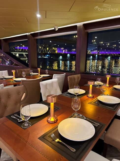 Bangkok: Celebrate New Year Opulence Dinner Cruise - Drinks and pacing: Open bar plus entertainment means you’ll stay in the moment