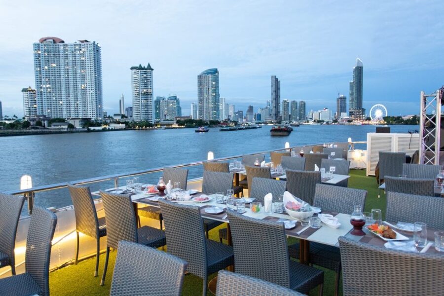 Bangkok: Chao Phraya Alangka Cruise at Icon Siam - Rama VIII Bridge: Guided Time, Free Time, and Scenic Passing Views