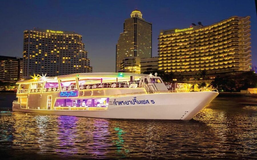 Bangkok: Chao Phraya Princess Dinner Cruise - Who should book this dinner cruise?