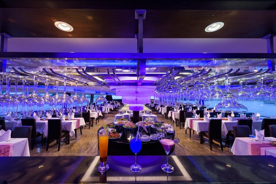 Bangkok: Chao Phraya Princess Dinner Cruise Ticket - The bridges and scenic stops: what to notice at each one