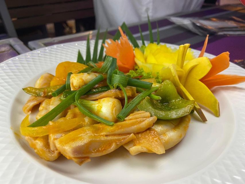 Bangkok: Chao Phraya River Buffet Dinner Cruise - The Buffet Portion: Unlimited Food, Busy Lines, and How to Make It Work